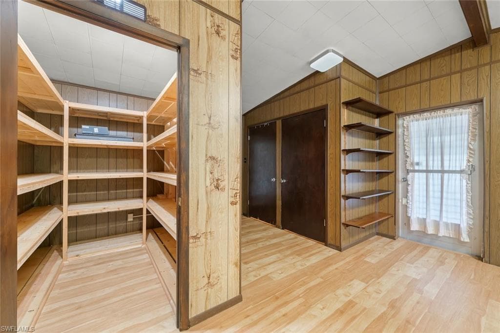 2285 Sunrise BLVD, FORT MYERS FL 33907-26