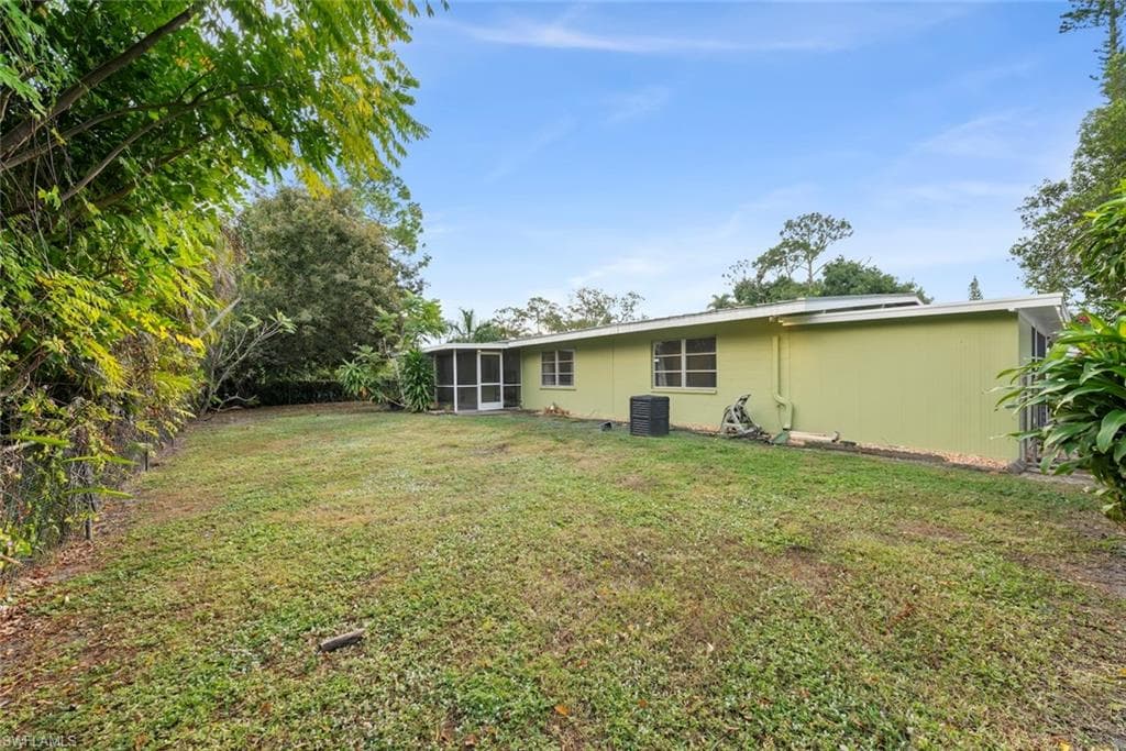 2285 Sunrise BLVD, FORT MYERS FL 33907-31