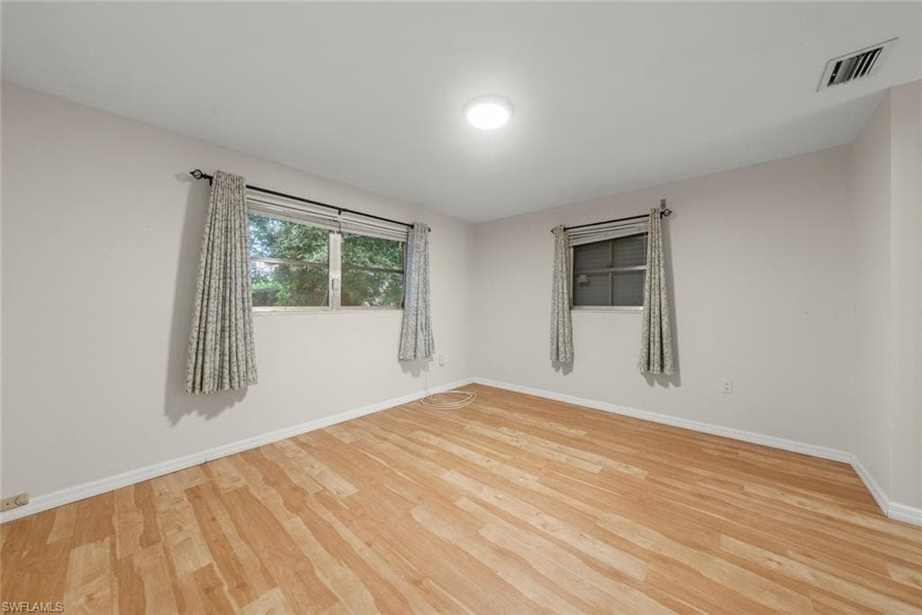 2285 Sunrise BLVD, FORT MYERS FL 33907-17