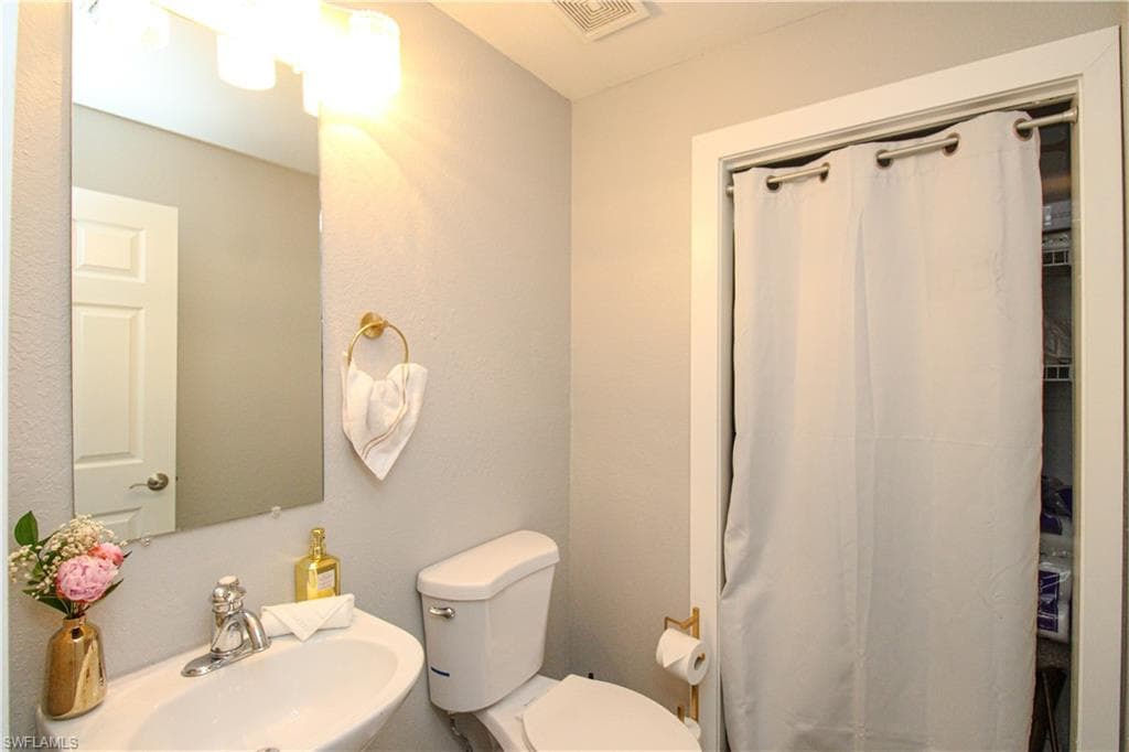 3540 Avion Woods CT # 402, NAPLES FL 34104-11