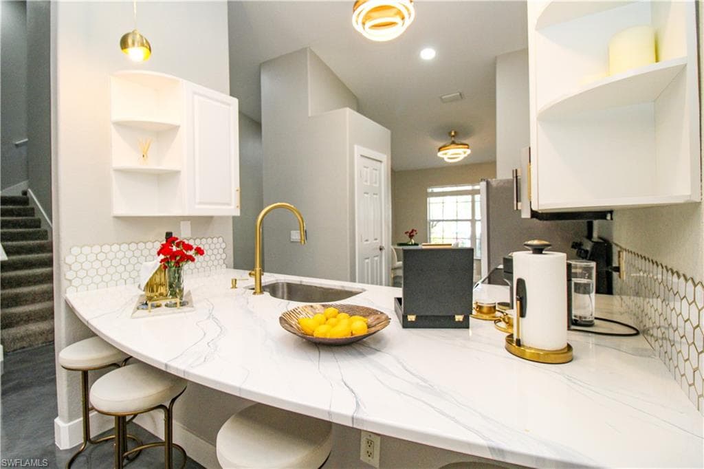 3540 Avion Woods CT # 402, NAPLES FL 34104-8