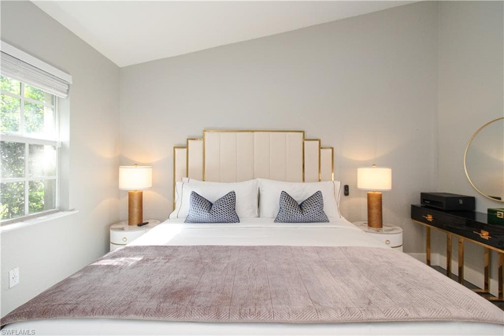 3540 Avion Woods CT # 402, NAPLES FL 34104-24