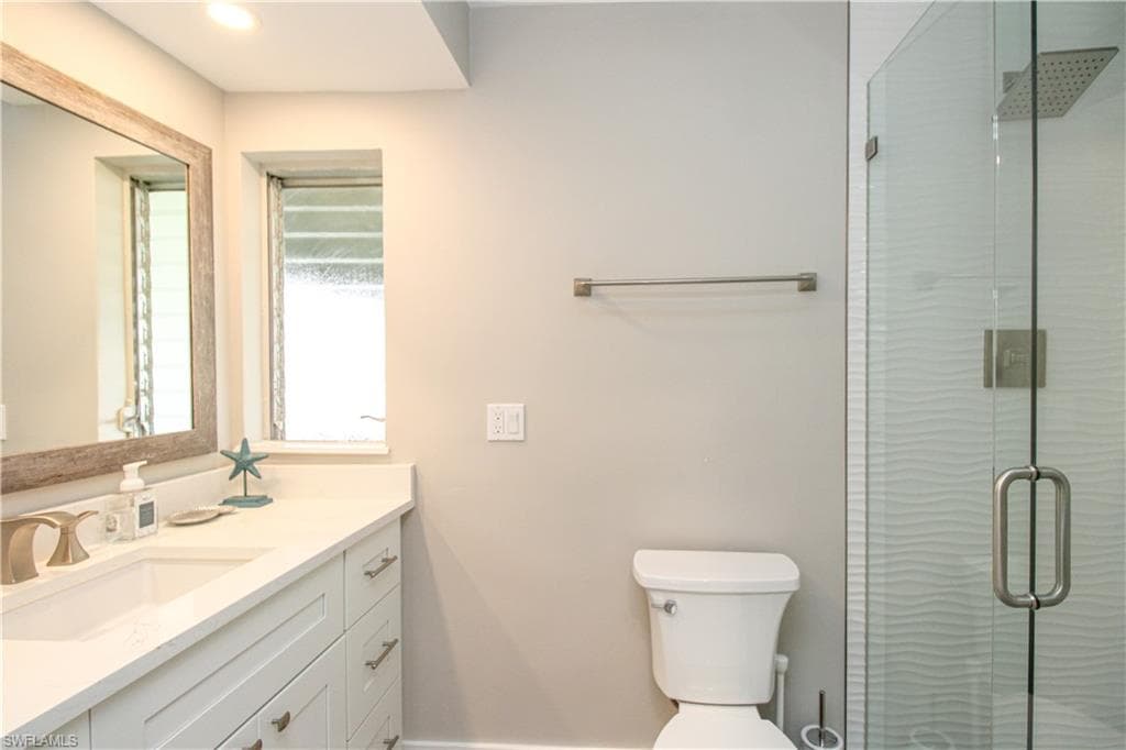 1353 Pelican AVE-37