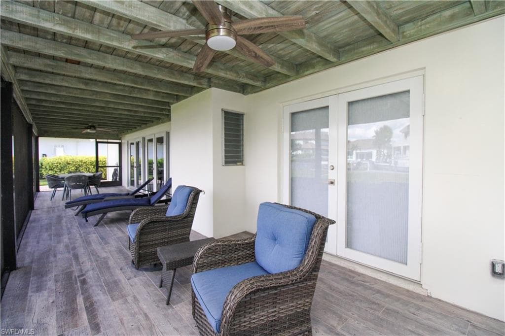 1353 Pelican AVE-7