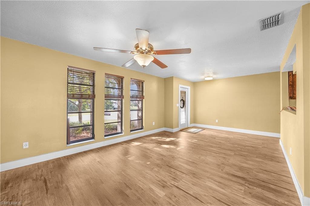 13520 Island RD, FORT MYERS FL 33905-4