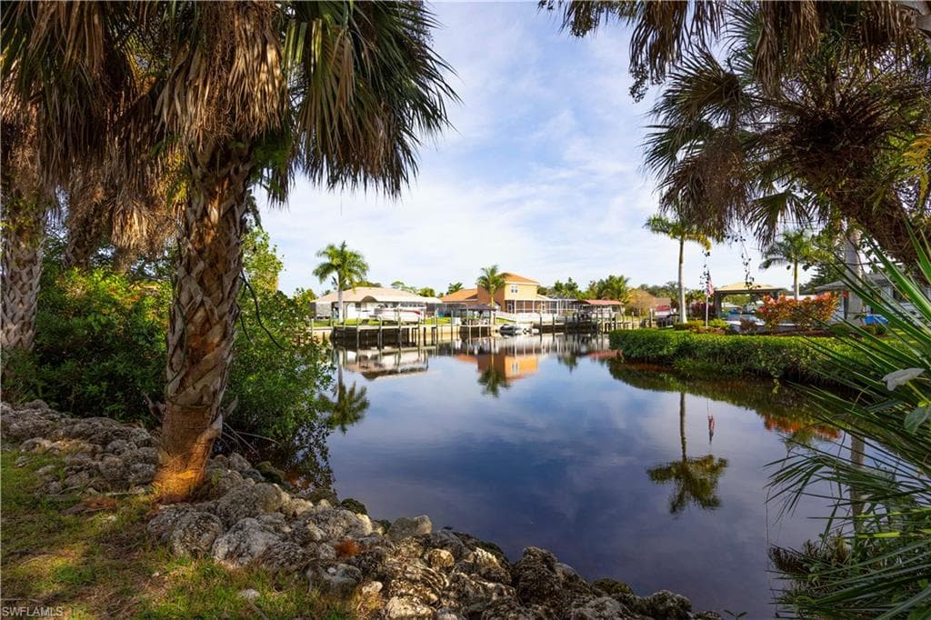 13520 Island RD, FORT MYERS FL 33905-28