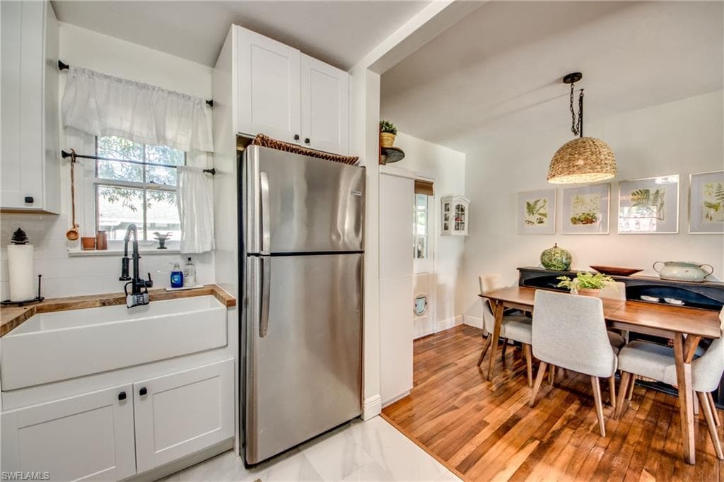 1421 Maravilla AVE, FORT MYERS FL 33901-21