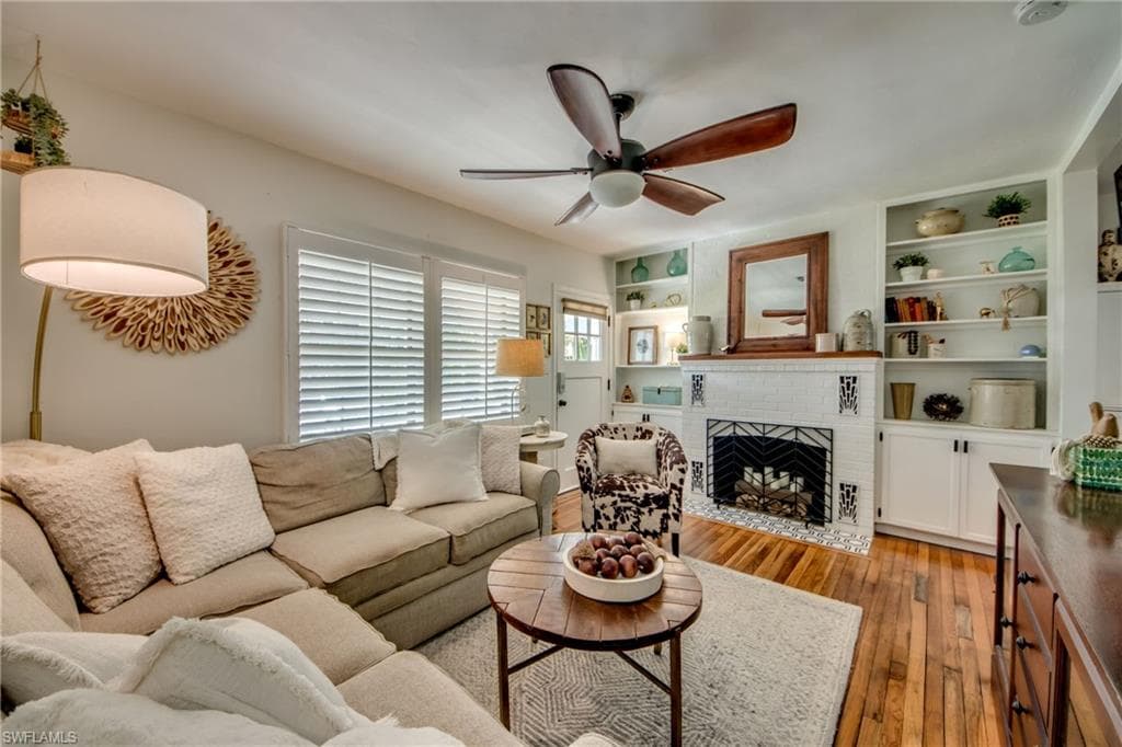 1421 Maravilla AVE, FORT MYERS FL 33901-9