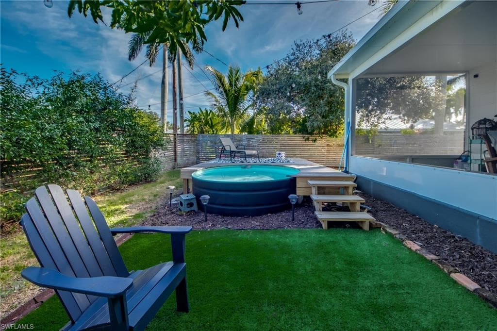 1421 Maravilla AVE, FORT MYERS FL 33901-40