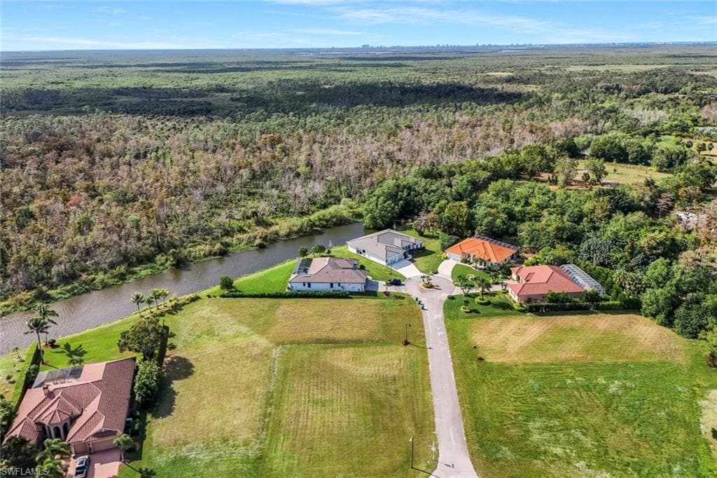 18373 Royal Hammock BLVD, NAPLES FL 34114-8