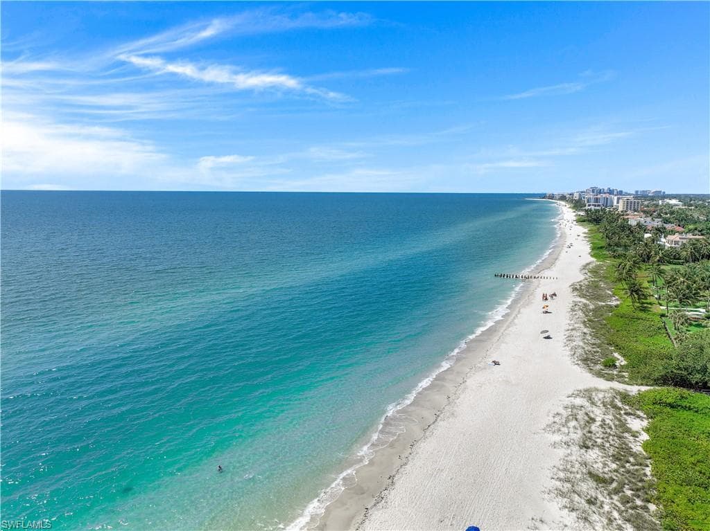 18373 Royal Hammock BLVD, NAPLES FL 34114-18