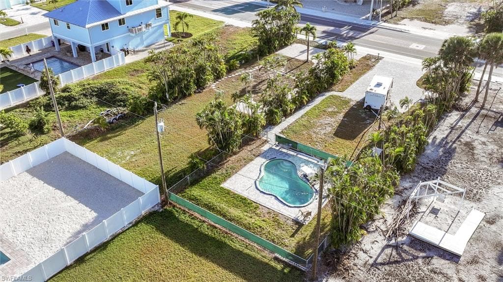 5863 Estero BLVD, FORT MYERS BEACH FL 33931-10