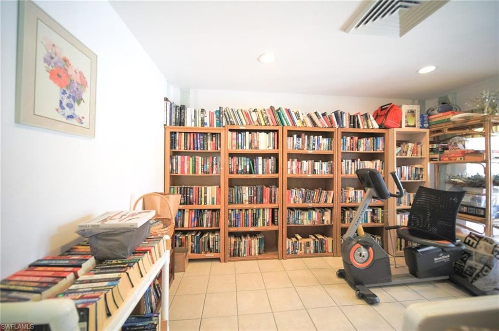 5959 Winkler RD # 206, FORT MYERS FL 33919-27