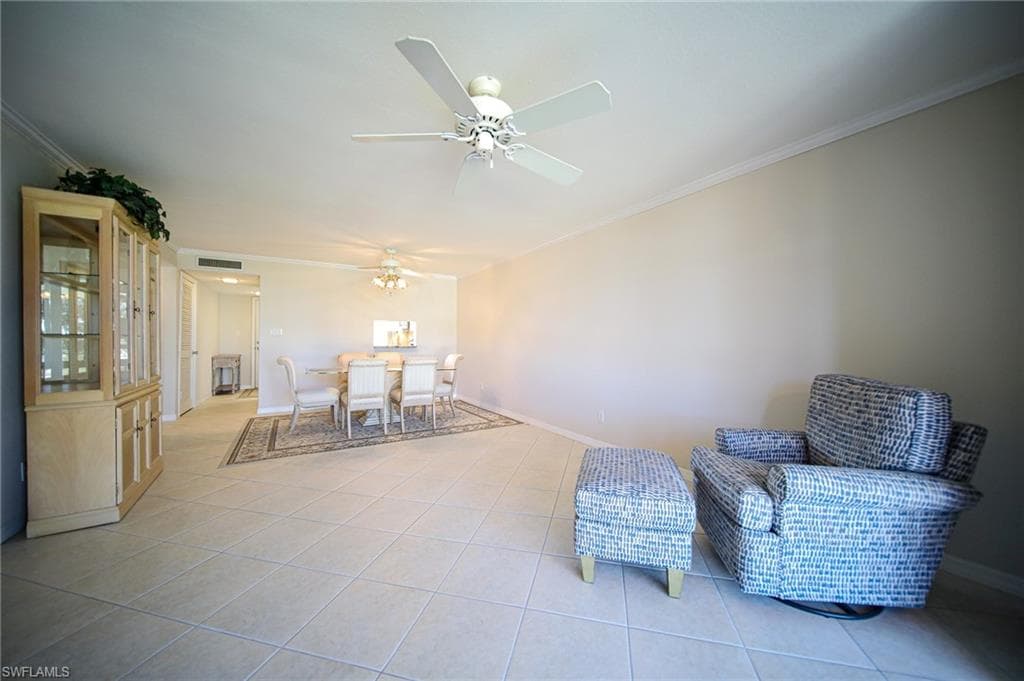 5959 Winkler RD # 206, FORT MYERS FL 33919-4