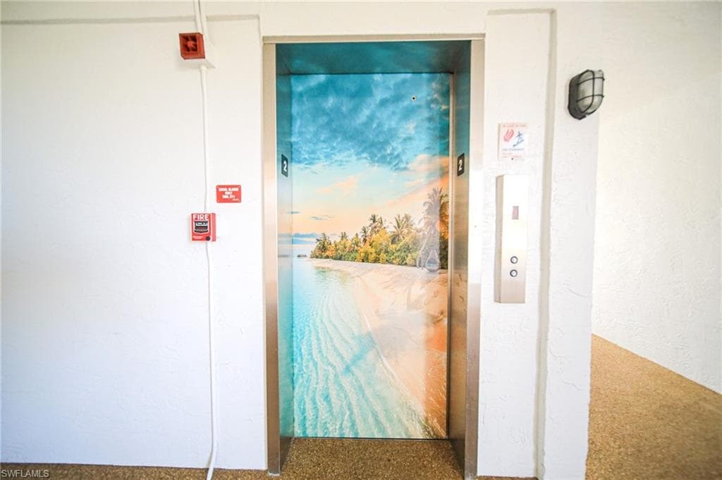 5959 Winkler RD # 206, FORT MYERS FL 33919-38