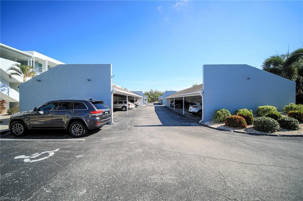 5959 Winkler RD # 206, FORT MYERS FL 33919-28