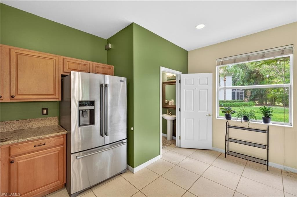 8410 Village Edge CIR # 4, FORT MYERS FL 33919-10