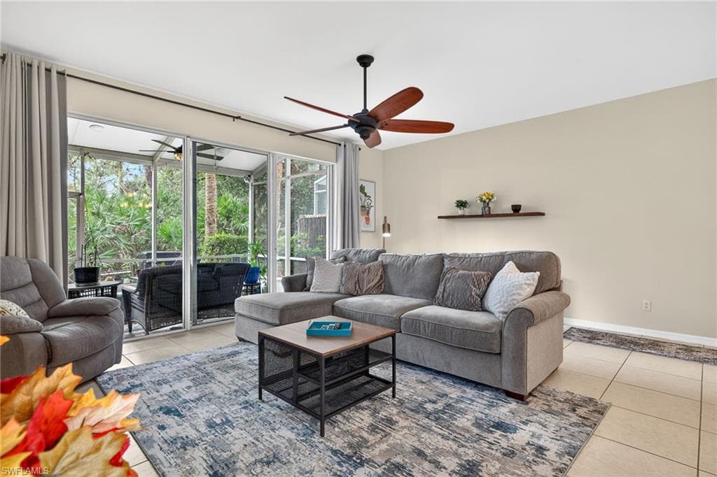 8410 Village Edge CIR # 4, FORT MYERS FL 33919-3