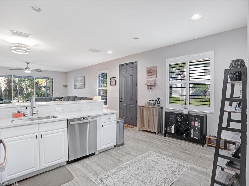 16083 Caldera LN # 53, NAPLES FL 34110-16