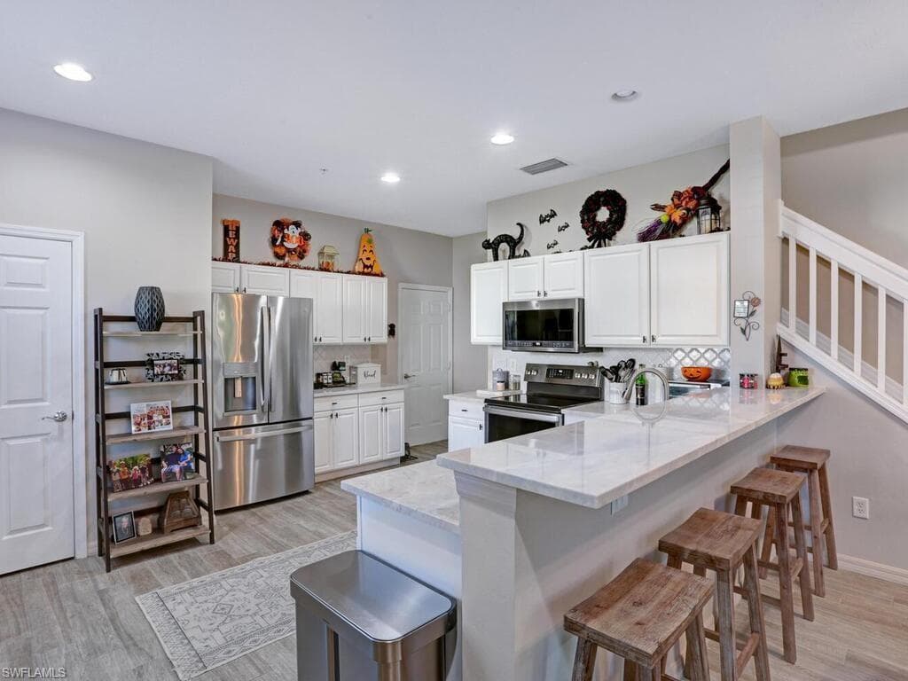 16083 Caldera LN # 53, NAPLES FL 34110-14