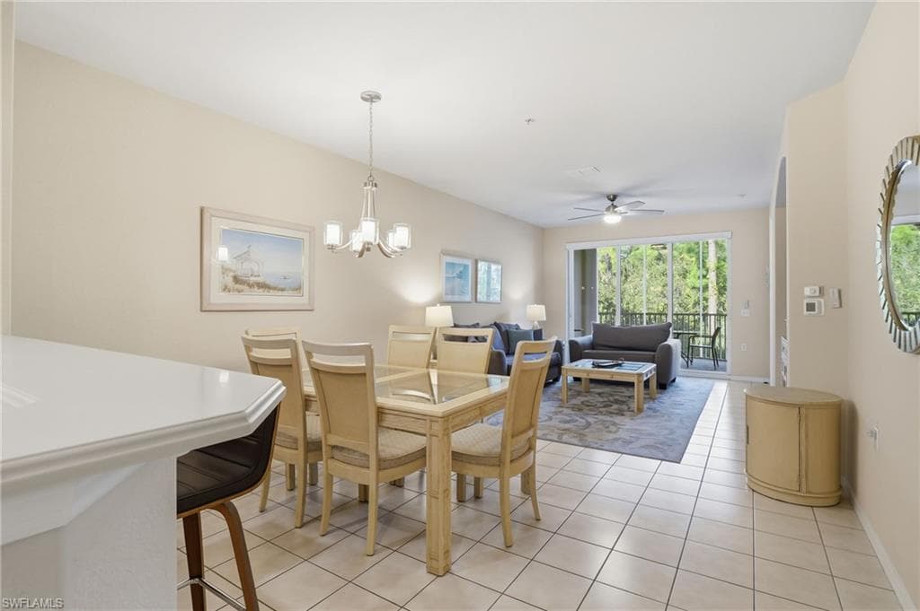 4873 Hampshire CT # 104, NAPLES FL 34112-6