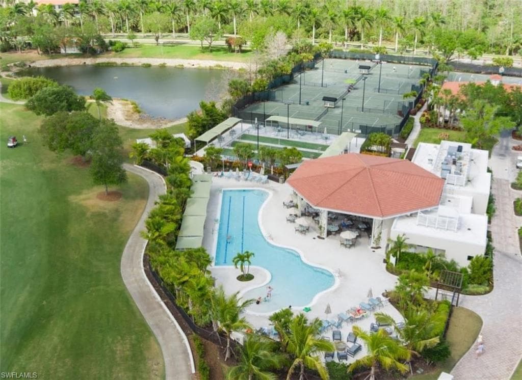 4873 Hampshire CT # 104, NAPLES FL 34112-29