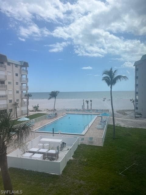7400 Estero BLVD 315-1