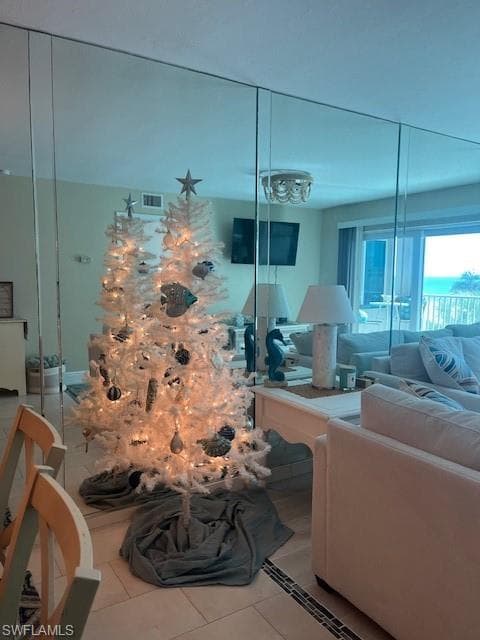 7400 Estero BLVD 315-9
