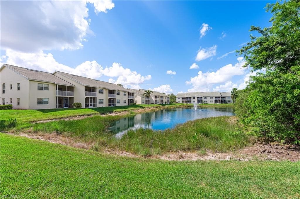 4940 Cougar CT S # 104, NAPLES FL 34109-20