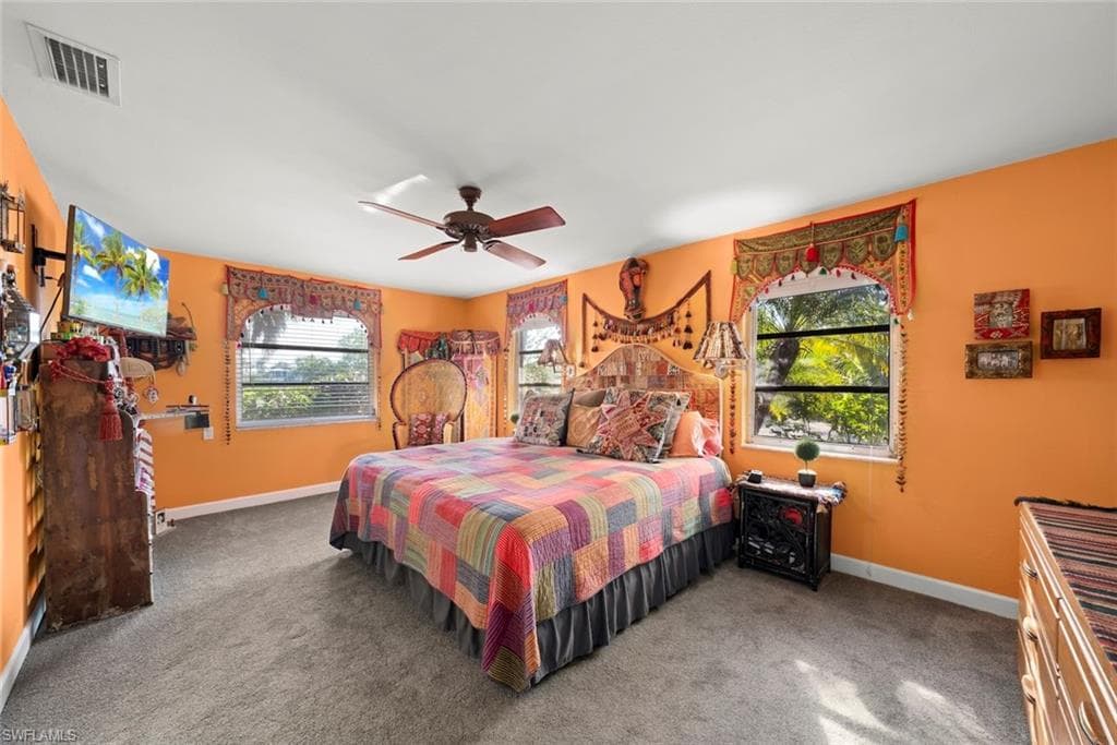 6076 Castaways LN, SANIBEL FL 33957-26