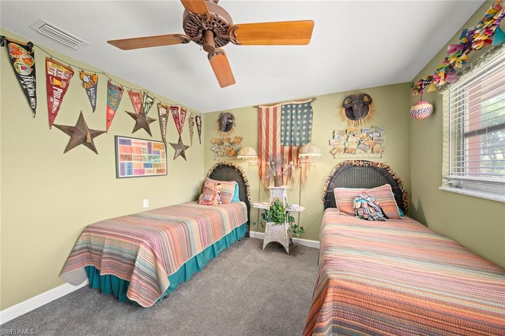 6076 Castaways LN, SANIBEL FL 33957-36