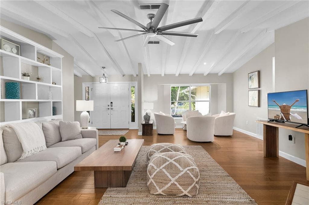 110 Palm River BLVD, NAPLES FL 34110-9