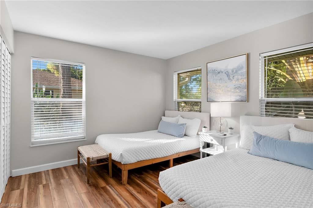 110 Palm River BLVD, NAPLES FL 34110-17