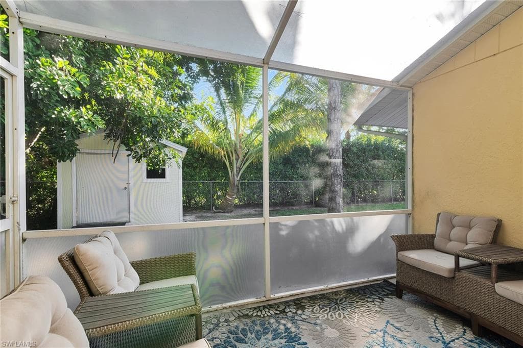 110 Palm River BLVD, NAPLES FL 34110-14