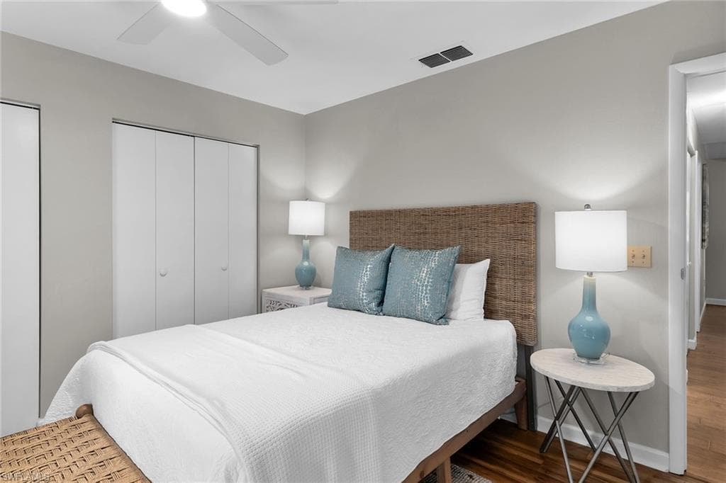 110 Palm River BLVD, NAPLES FL 34110-20