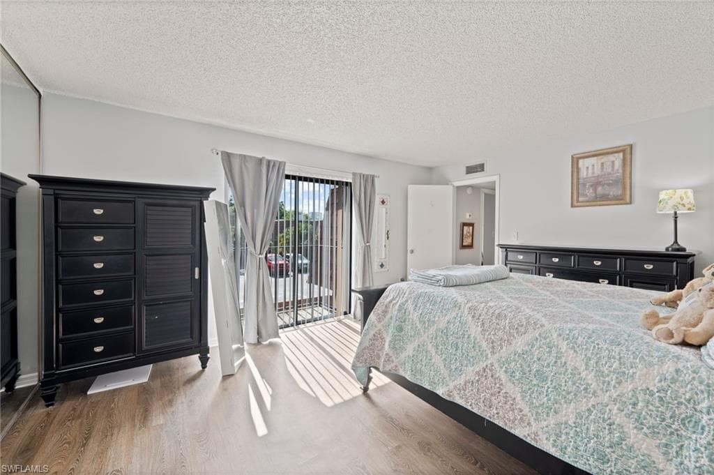 5210 Cedarbend DR # 4, FORT MYERS FL 33919-2