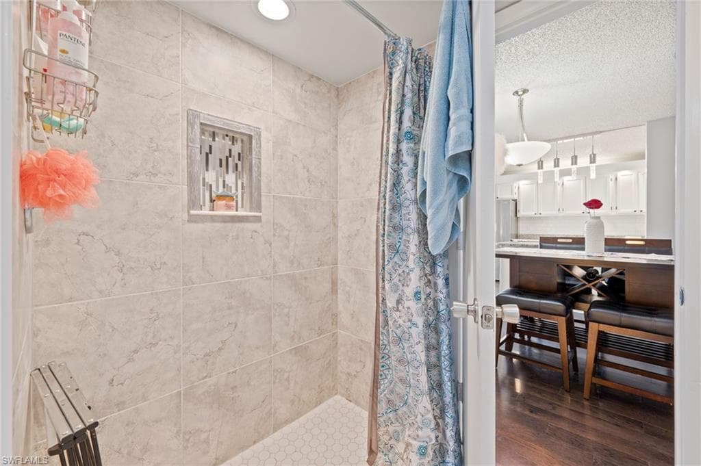 5210 Cedarbend DR # 4, FORT MYERS FL 33919-14