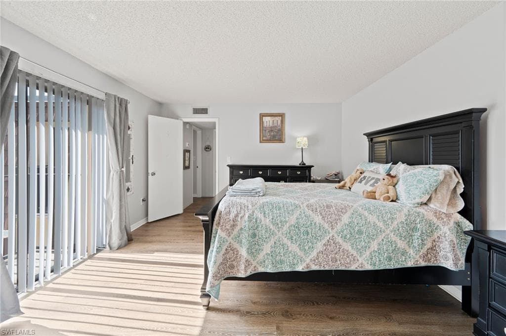 5210 Cedarbend DR # 4, FORT MYERS FL 33919-18