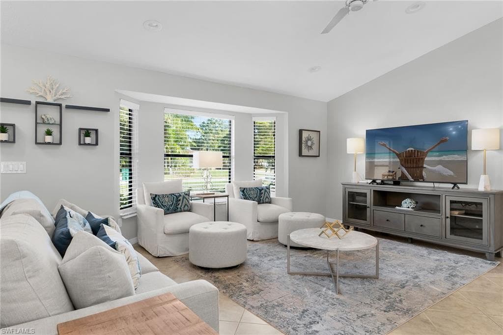 186 Wickliffe DR, NAPLES FL 34110-11