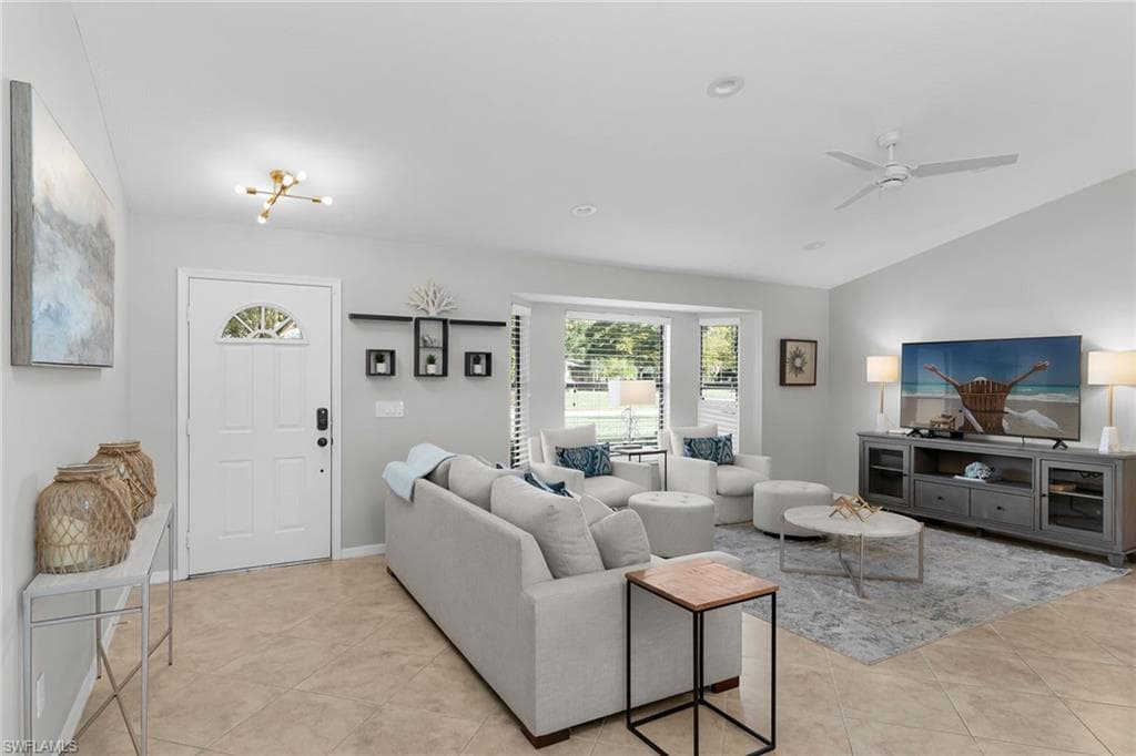 186 Wickliffe DR, NAPLES FL 34110-10