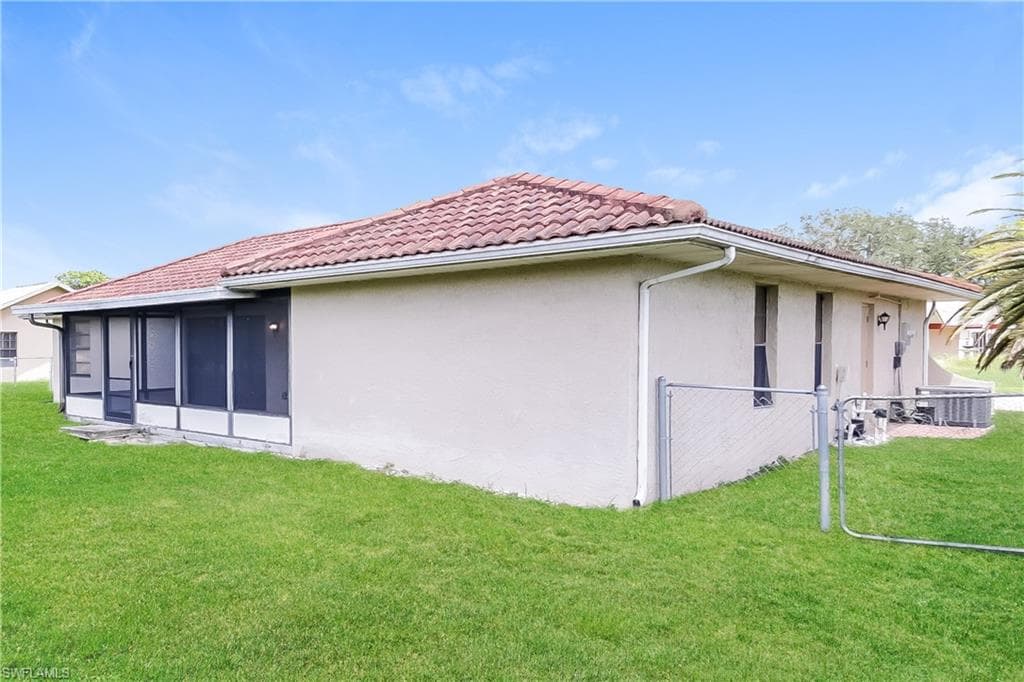 108 Airview AVE, LEHIGH ACRES FL 33936-14