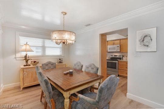 265 Yorkshire CT # 8, NAPLES FL 34112-20