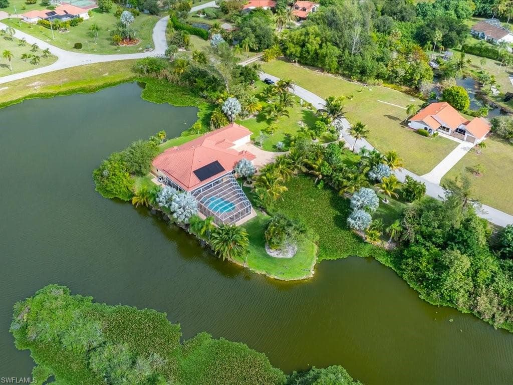 24885 Trost BLVD, BONITA SPRINGS FL 34135-2