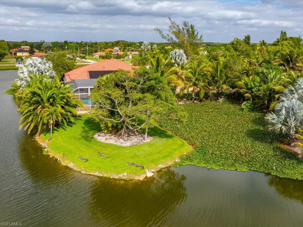 24885 Trost BLVD, BONITA SPRINGS FL 34135-13