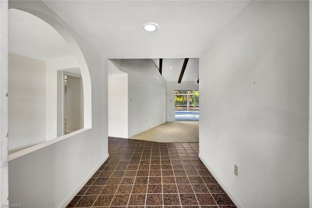 307 Country Club DR, NAPLES FL 34110-16