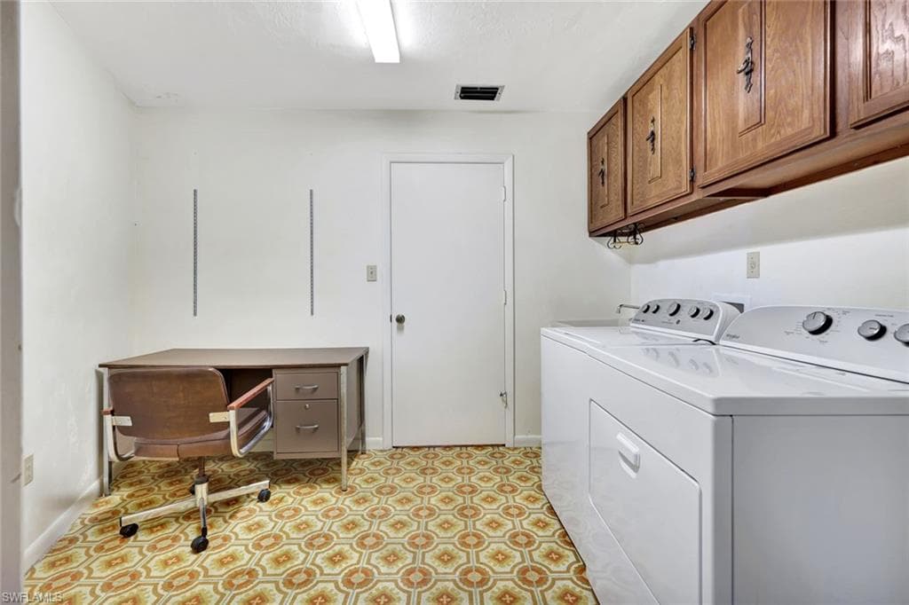 307 Country Club DR, NAPLES FL 34110-35