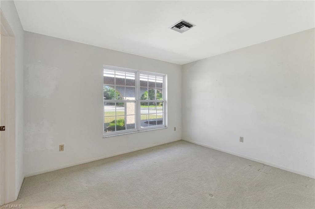 307 Country Club DR, NAPLES FL 34110-36