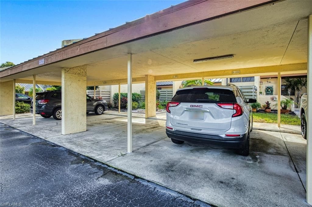 8795 Lateen LN # 104, FORT MYERS FL 33919-31