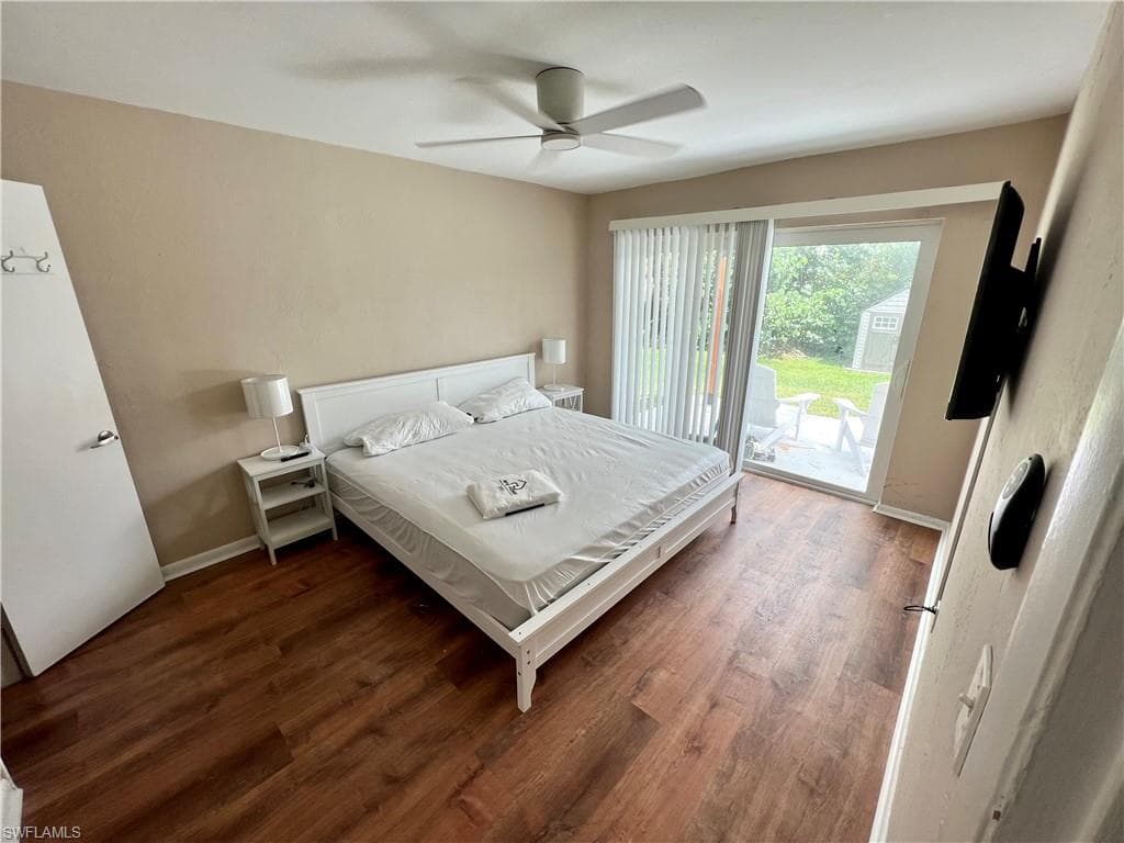 2855 Van Buren AVE, NAPLES FL 34112-2