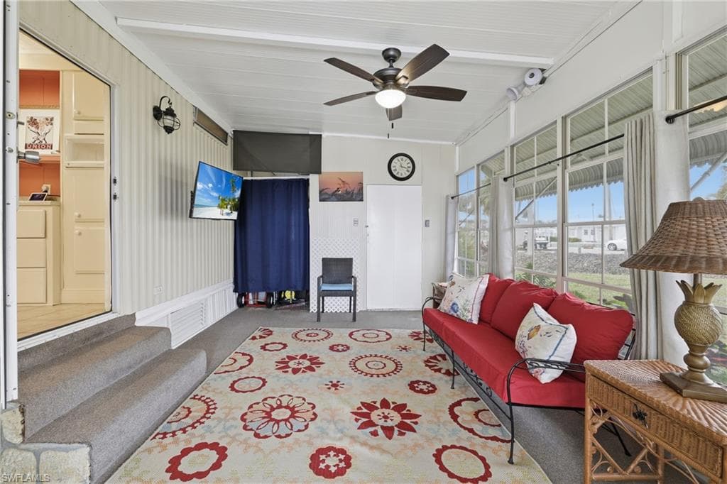 613 Pine Grove CT, NORTH FORT MYERS FL 33917-26